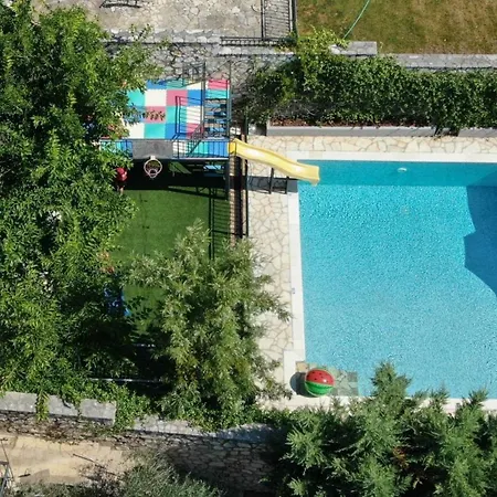 Splendid Gouvia 3 Bedrooms Yiarios Private Childrens Playground * Pouládes
