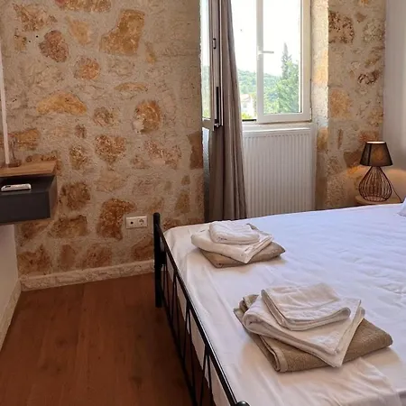 Splendid Gouvia 3 Bedrooms Yiarios Private Childrens Playground *